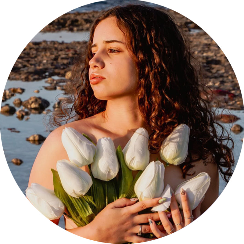 tripod stand for iPhone with MagSafe