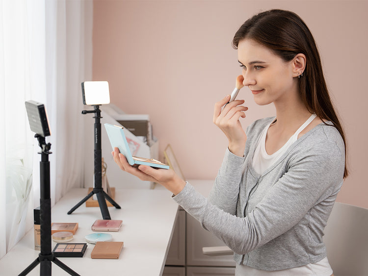 foldable video lighting stand for mobile photography setup